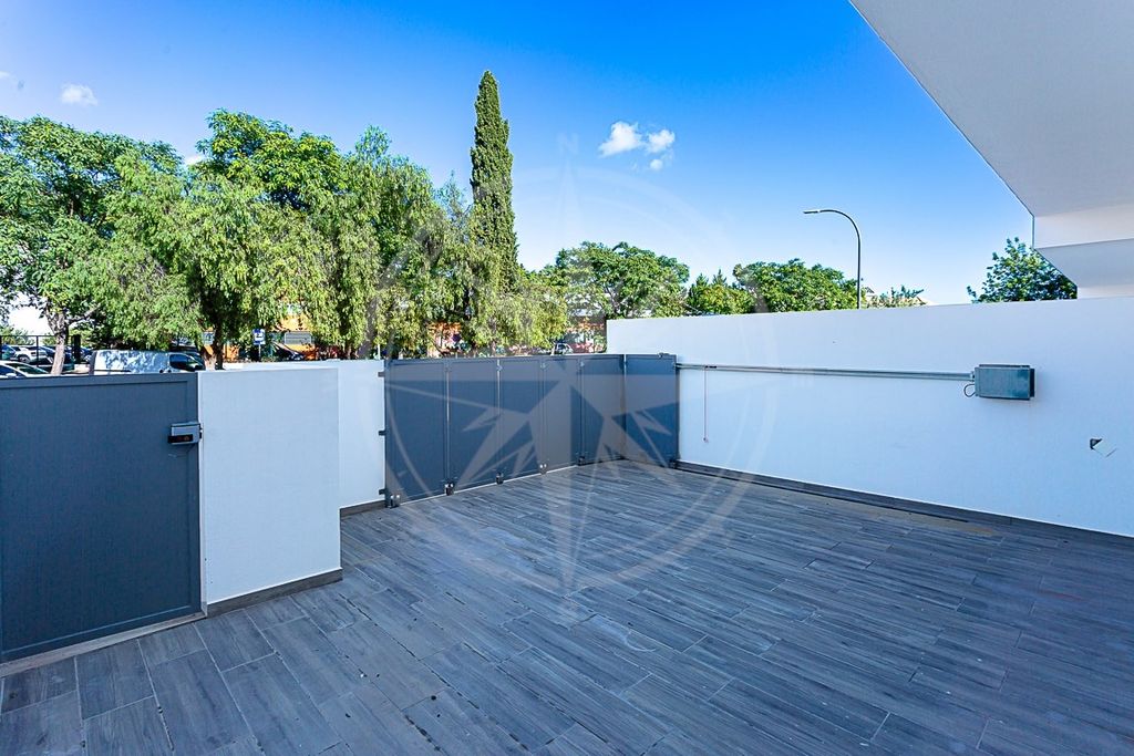 Property photo 3 of 22