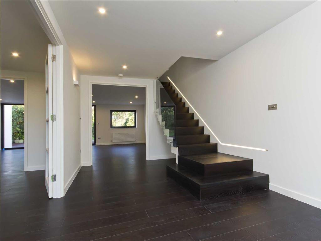 Property photo 3 of 15 Photo 4