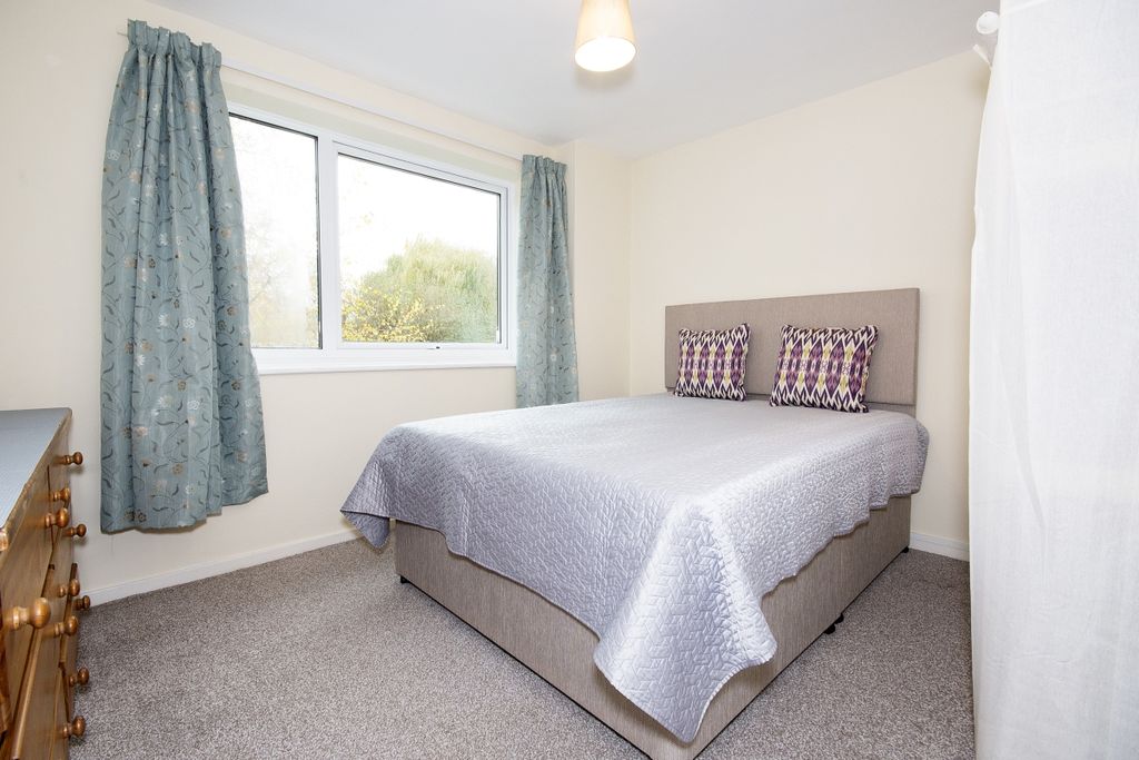 Property photo 3 of 5 Image (104)