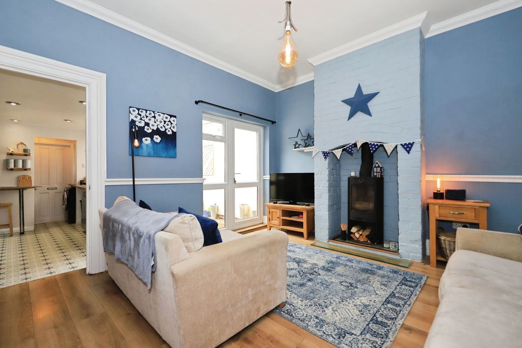 Property photo 1 of 17 Photo