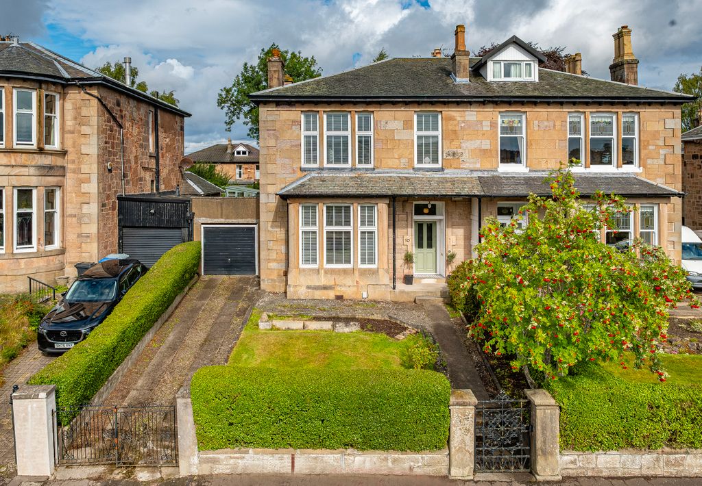 Property photo 1 of 64