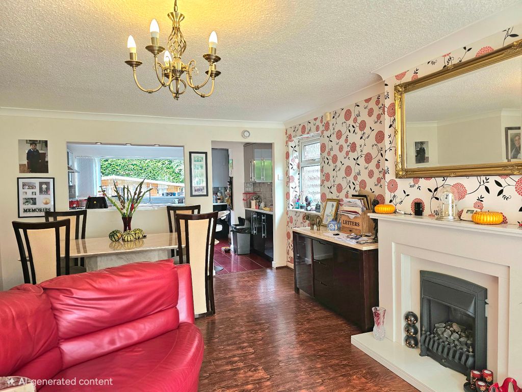 Property photo 2 of 25