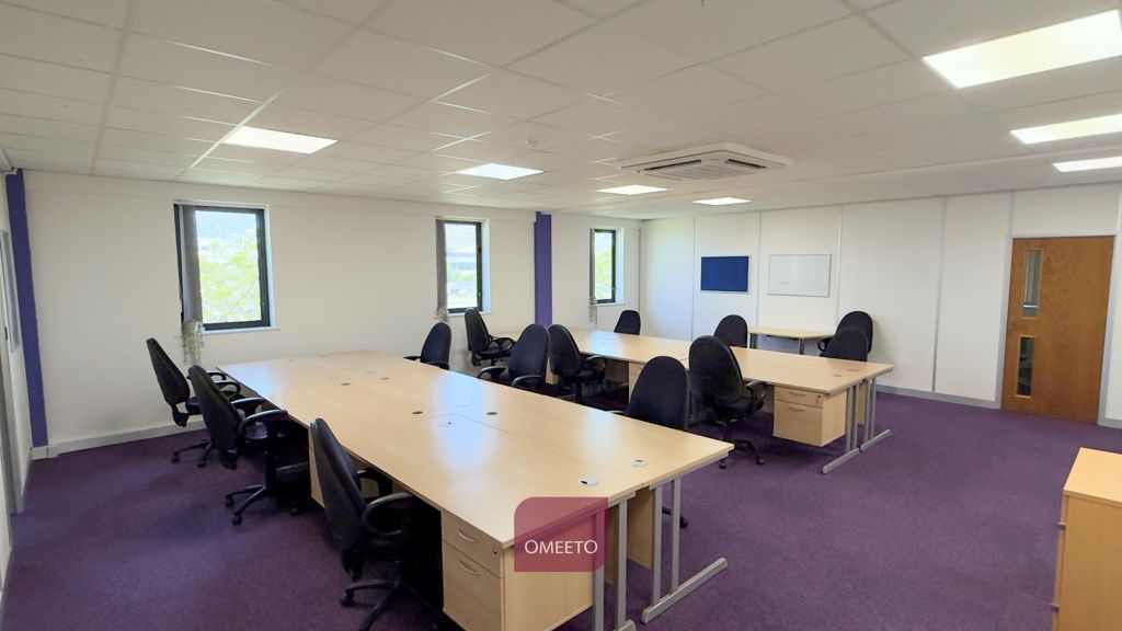 Property photo 1 of 12 Office To Rent