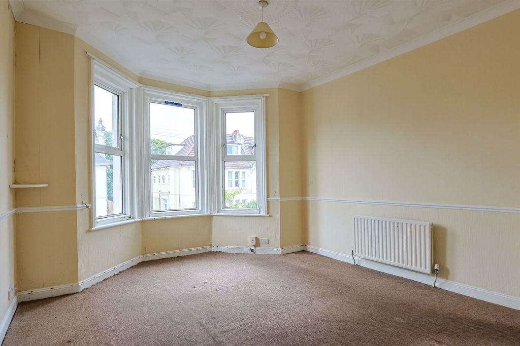 Property photo 2 of 15 333A0763