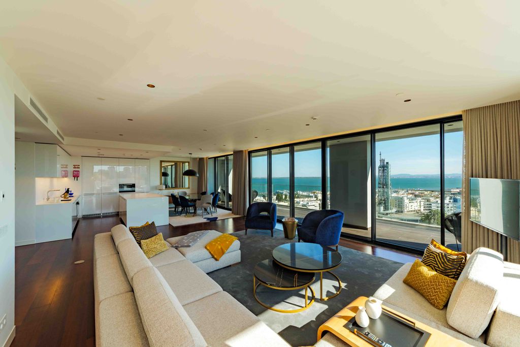 Property photo 3 of 30