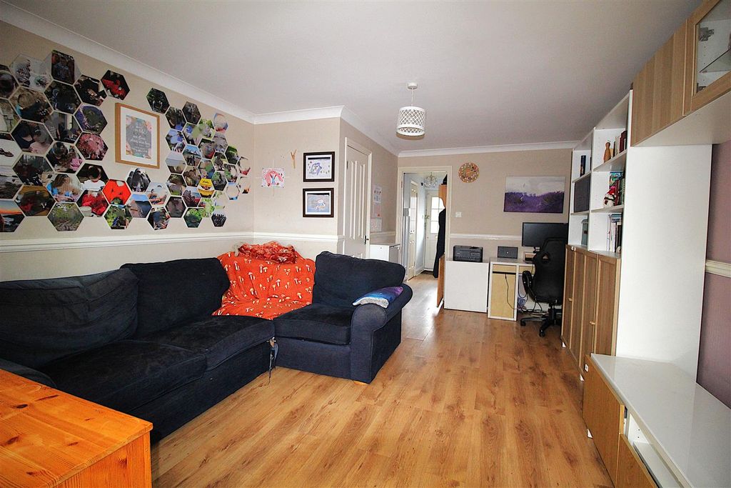 Property photo 3 of 15 Img_4952.Jpg