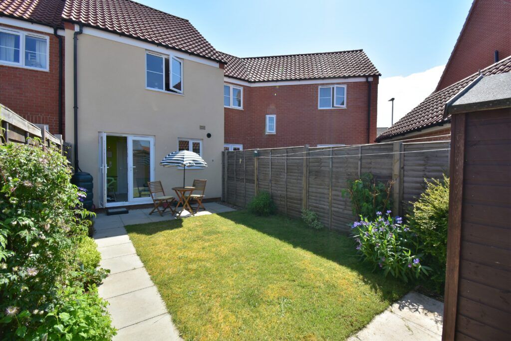 Property photo 1 of 21