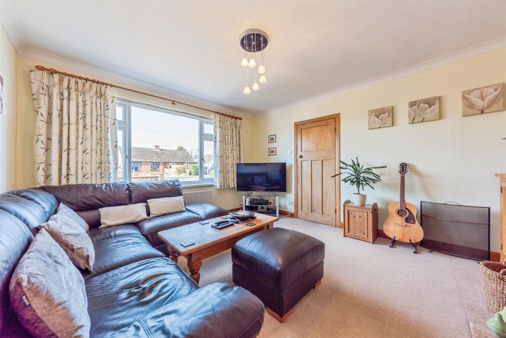 Property photo 3 of 18