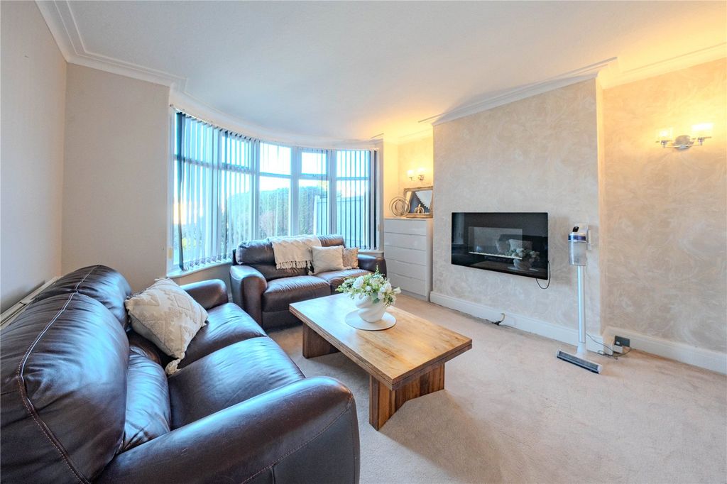 Property photo 2 of 19 Picture No. 10