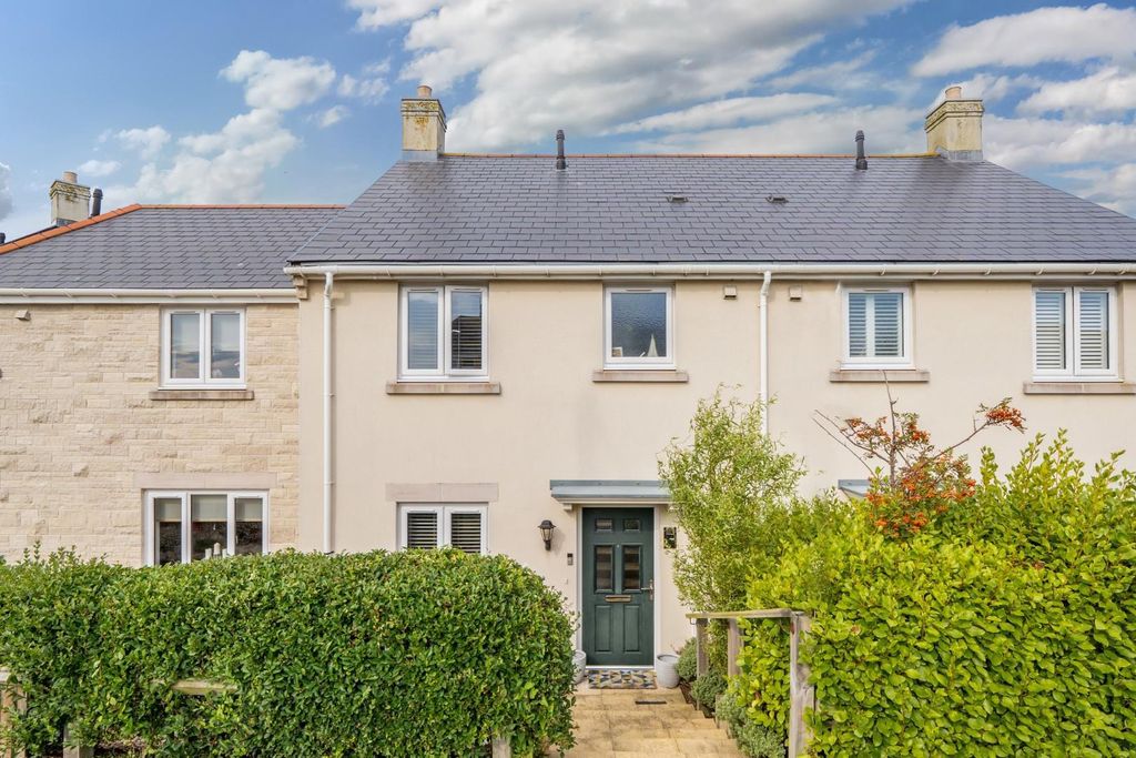 Property photo 1 of 18 4Qbaw9Wfzukzbk0Ti7Cqgq.Png