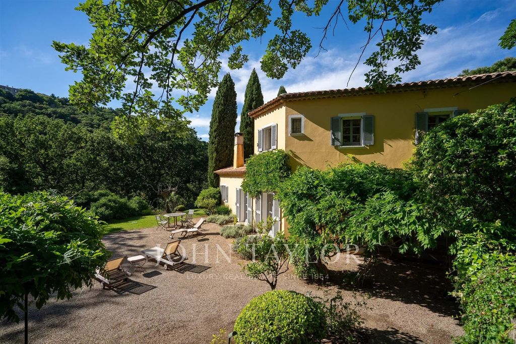 Property photo 1 of 9 Exceptional Property In Gassin – Sea View And Absolute Tranquility