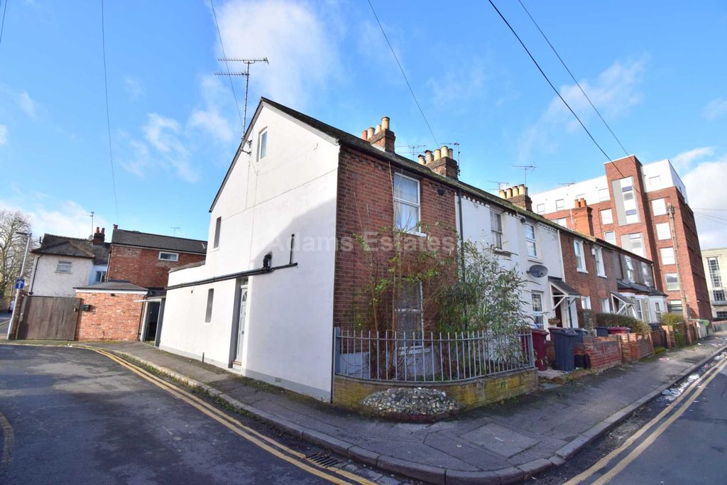 Property photo 1 of 12