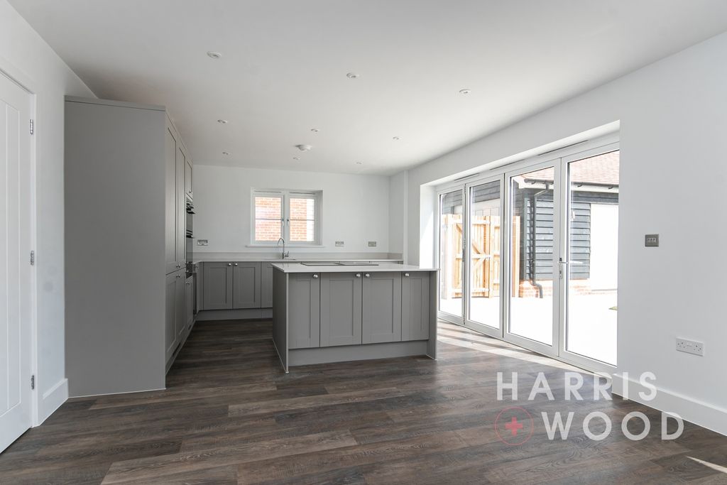 Property photo 2 of 45 4499271