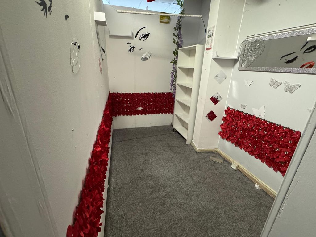 Property photo 3 of 3