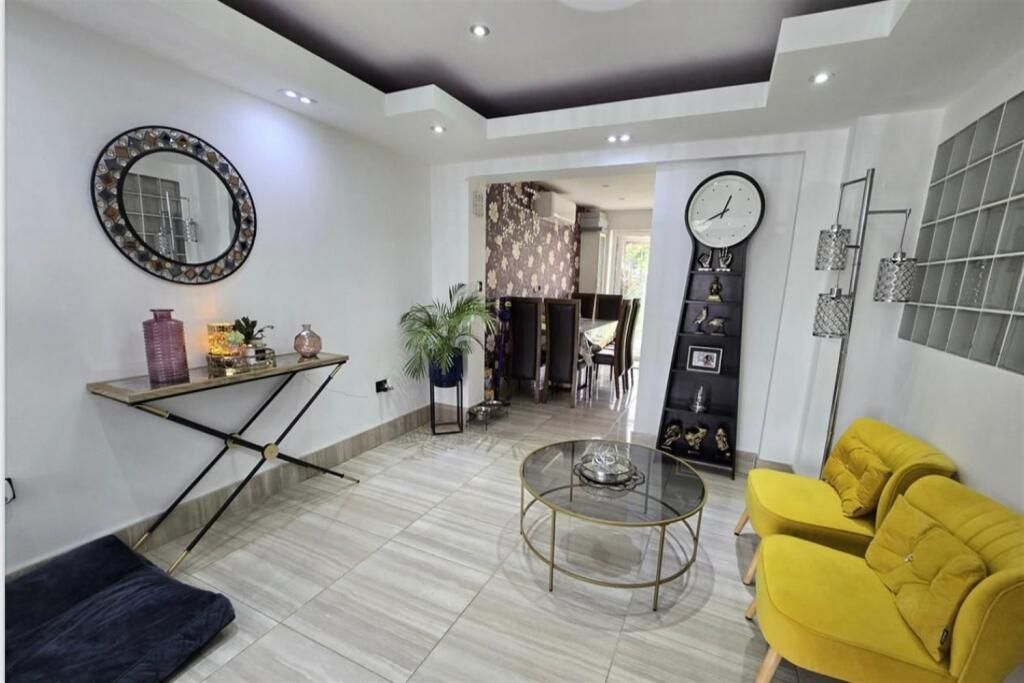 Property photo 3 of 20 Gallery