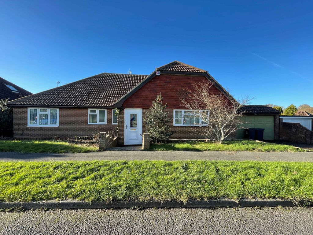 Property photo 1 of 21