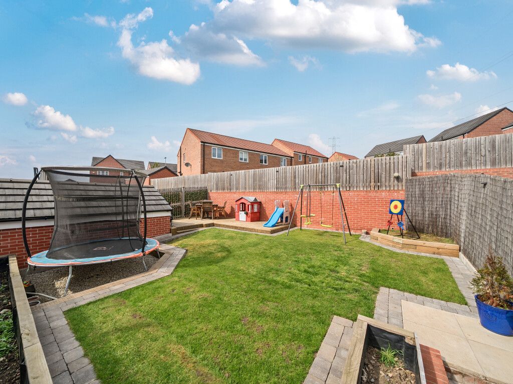 Property photo 2 of 24 1449936-21-69E631...