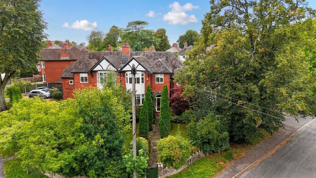 Property photo 1 of 35