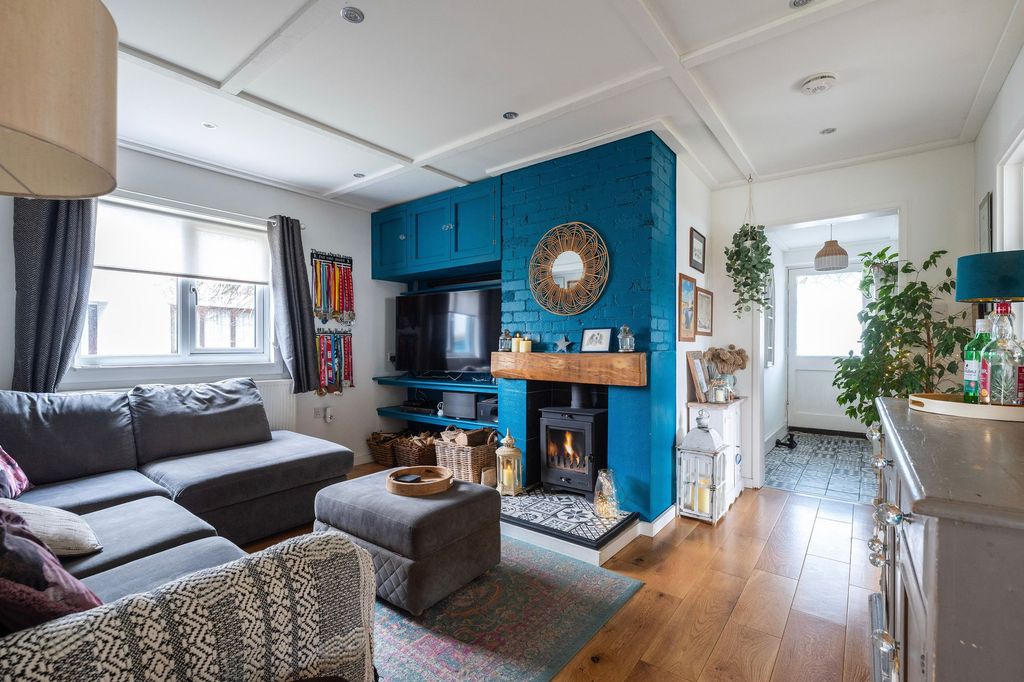 Property photo 3 of 20