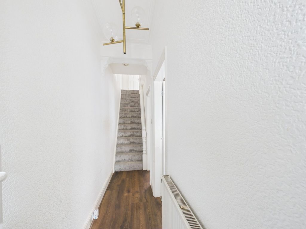 Property photo 2 of 10 4599115