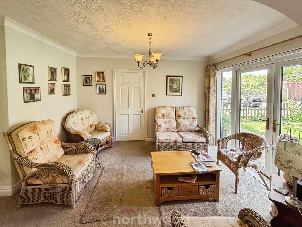 Property photo 3 of 49