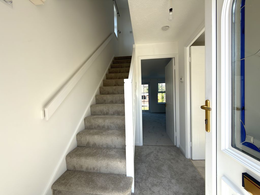 Property photo 3 of 11 Entrance