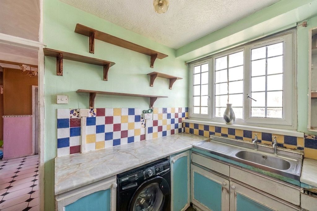 Property photo 3 of 8 Picture No. 21