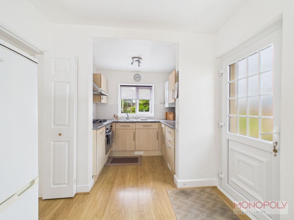 Property photo 3 of 16
