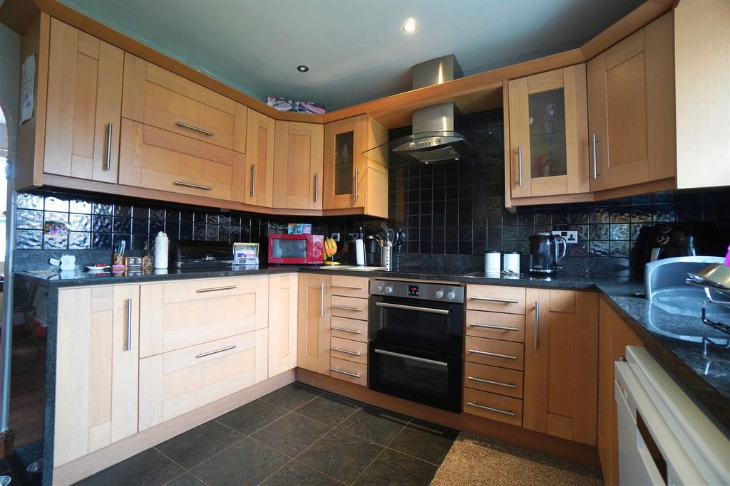 Property photo 2 of 13 Kitchen.Jpg