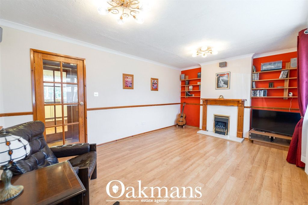 Property photo 3 of 22 Picture No. 02