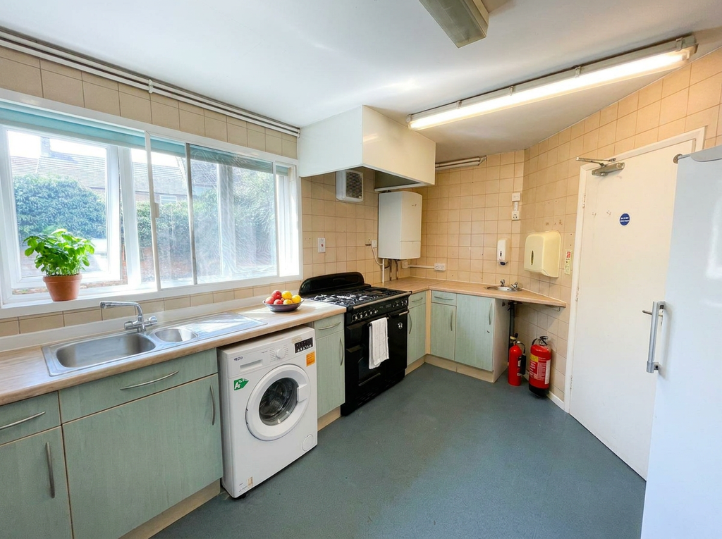 Property photo 3 of 5