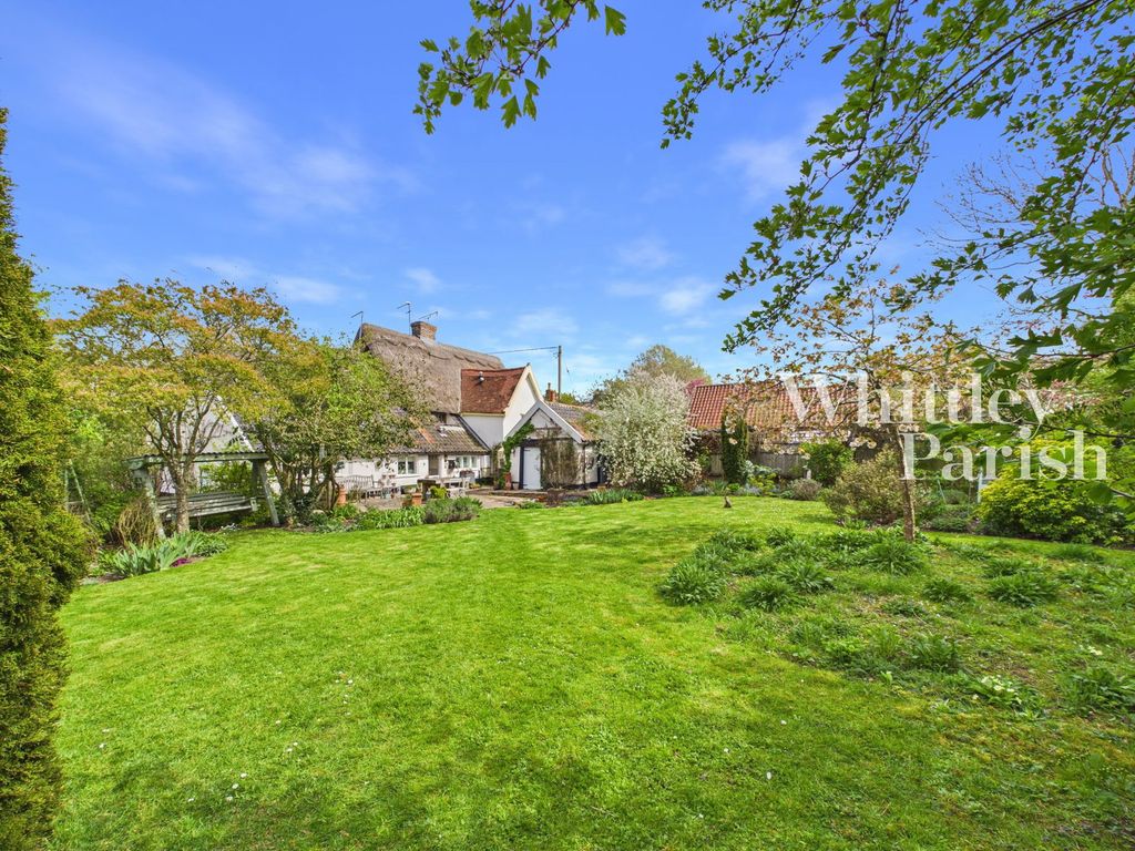 Property photo 3 of 23