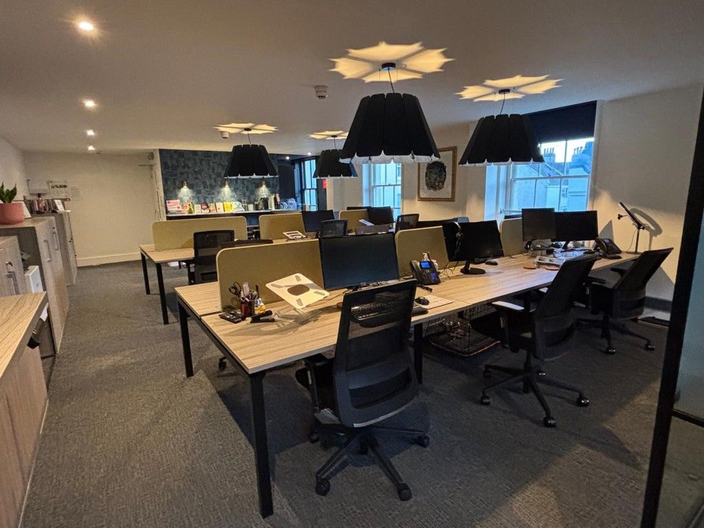 Property photo 3 of 6 Photo 7