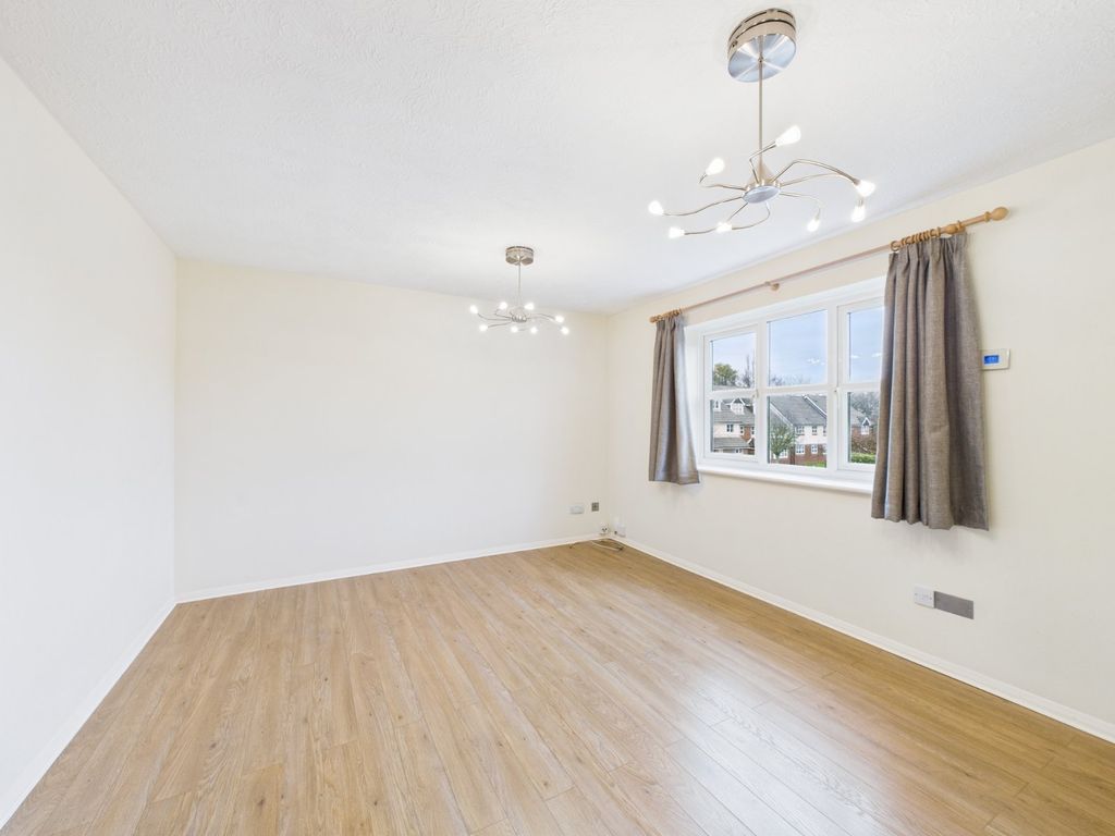 Property photo 2 of 9 Picture No. 07