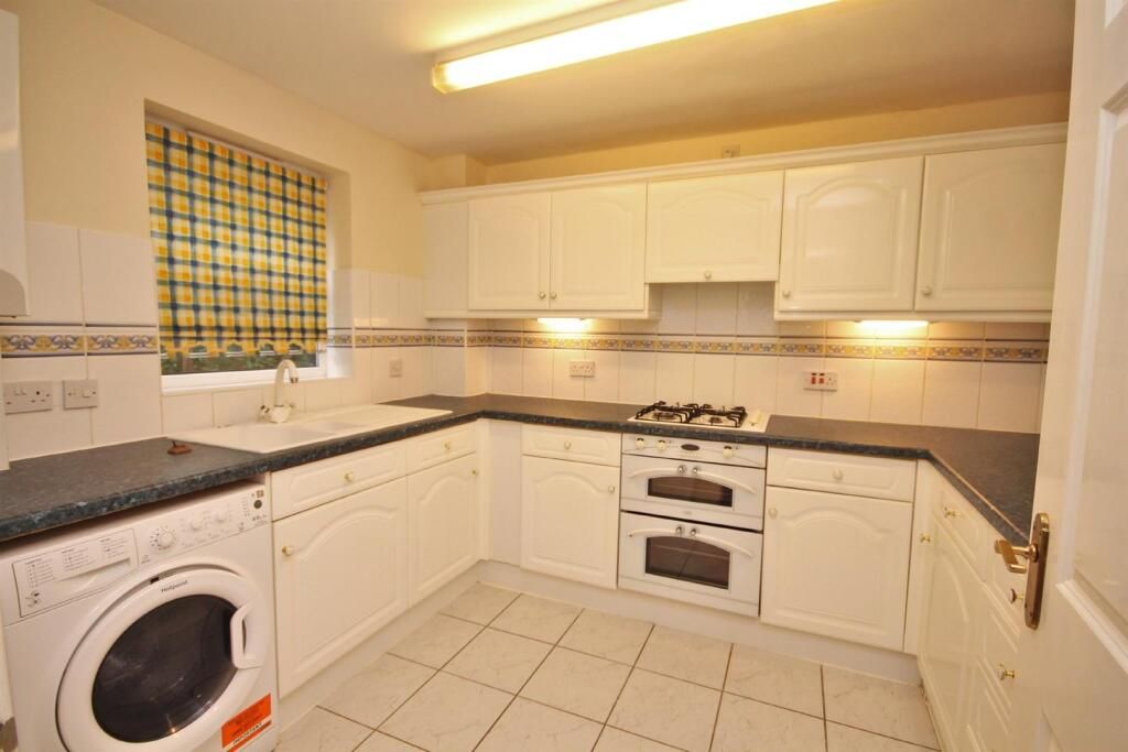 Property photo 3 of 3