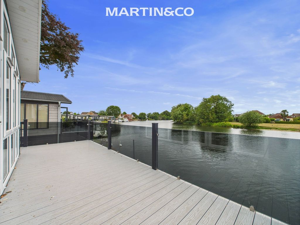 Property photo 3 of 31