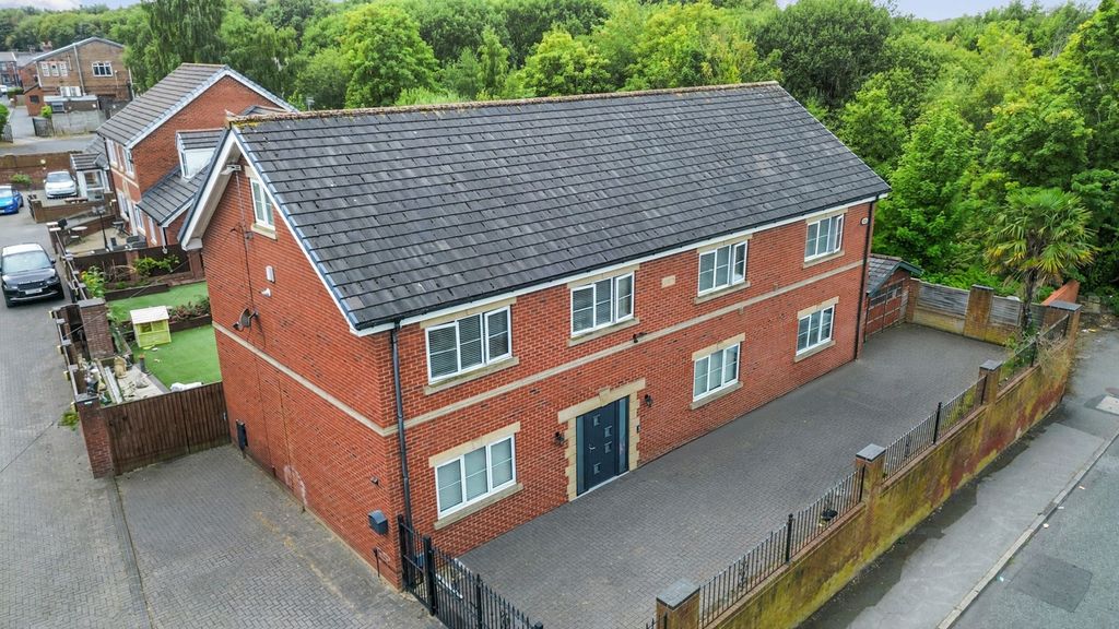 Property photo 1 of 62