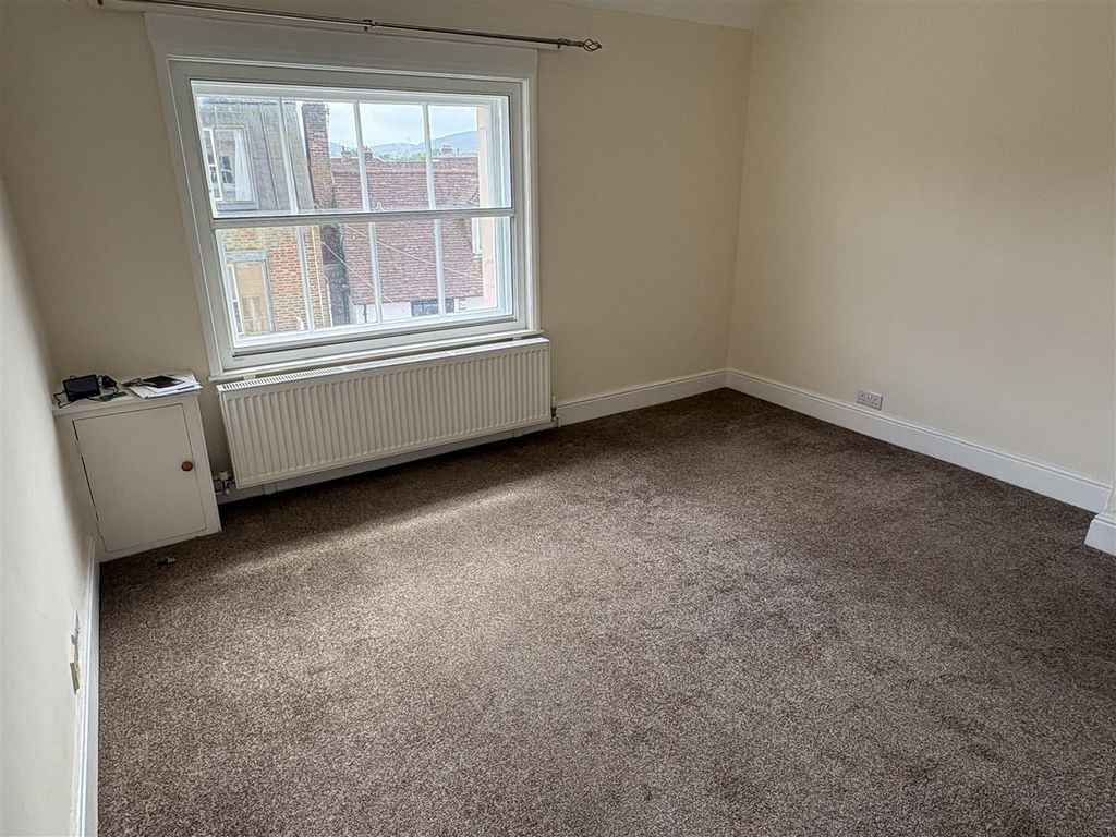 Property photo 2 of 9 Living Room