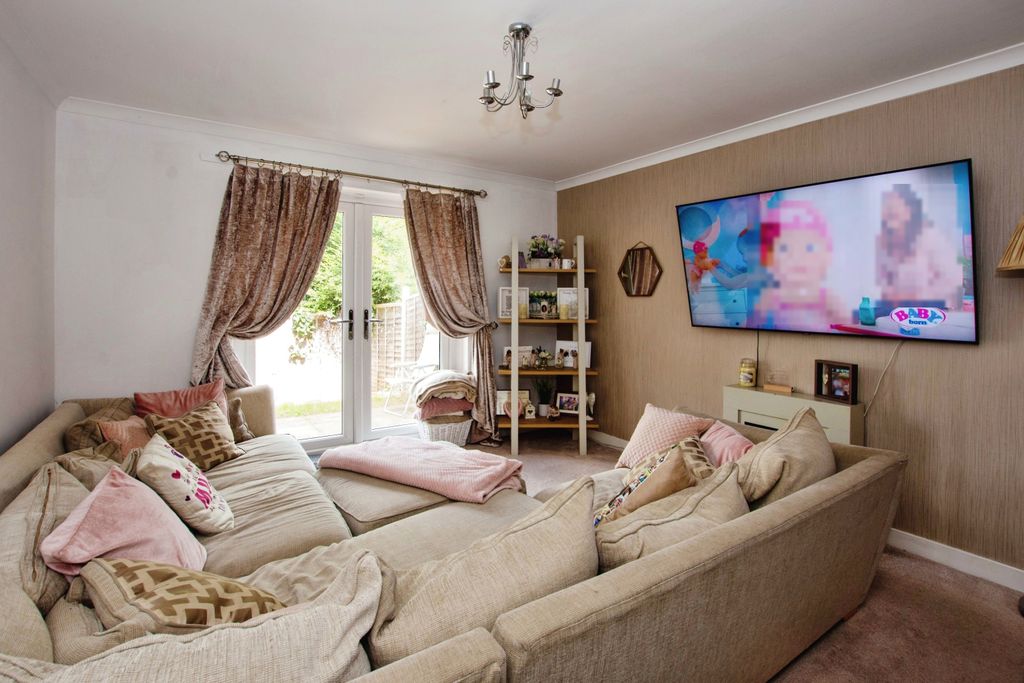 Property photo 2 of 14 Photography