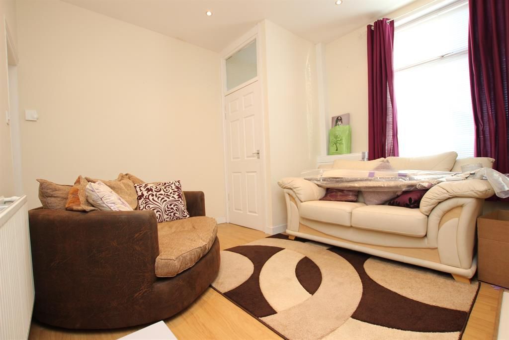 Property photo 2 of 5