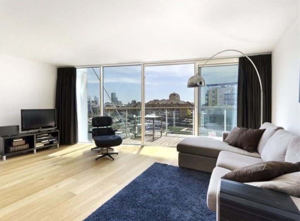 Property photo 2 of 6