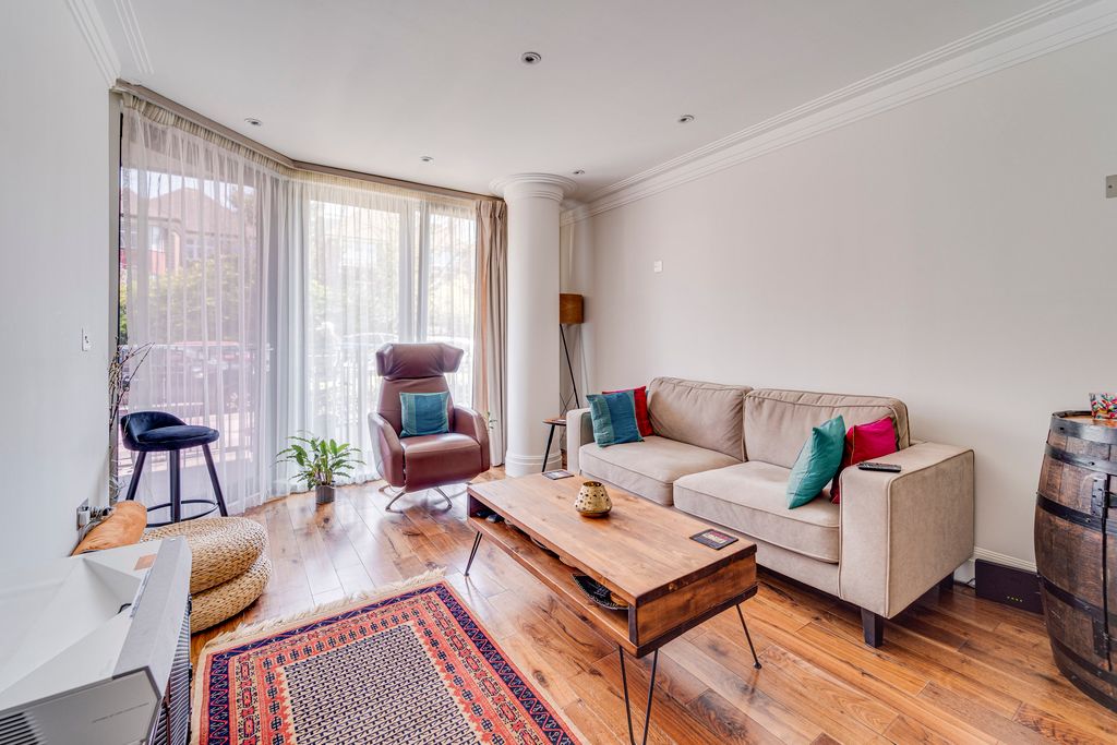 Property photo 1 of 13 Ndb08659_Enfused