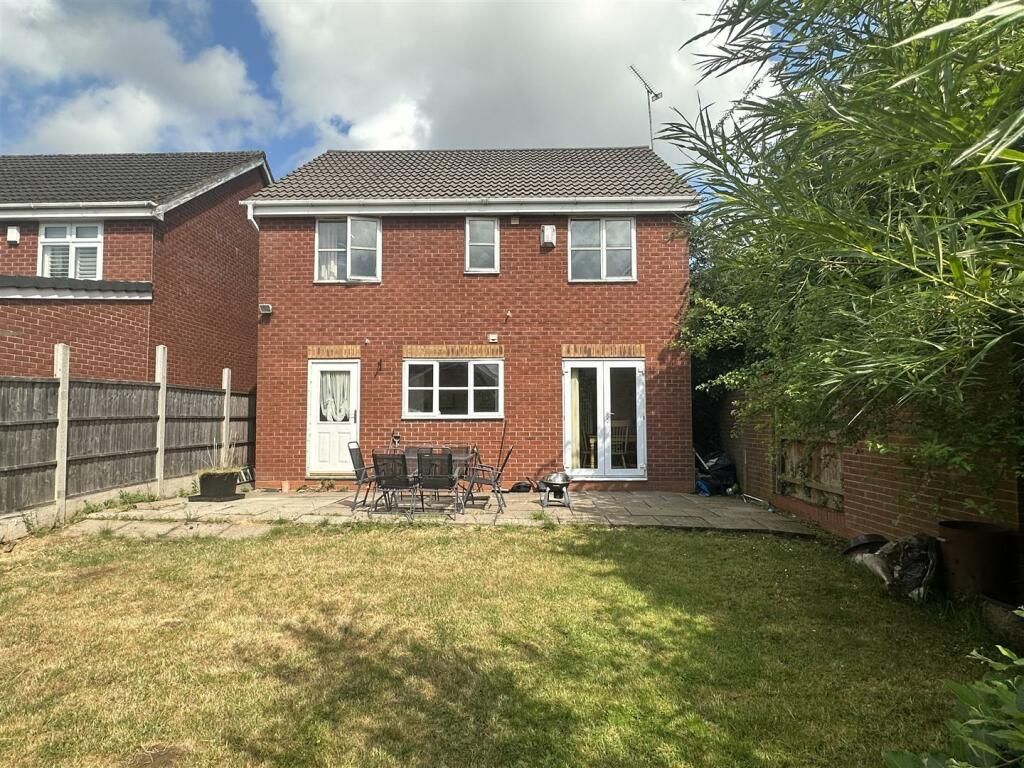 Property photo 3 of 19 Rear