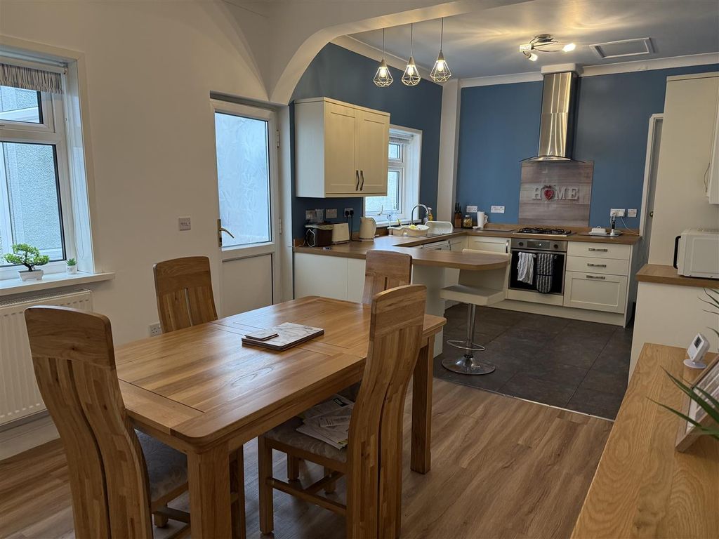 Property photo 2 of 29 Img_2847.Jpeg