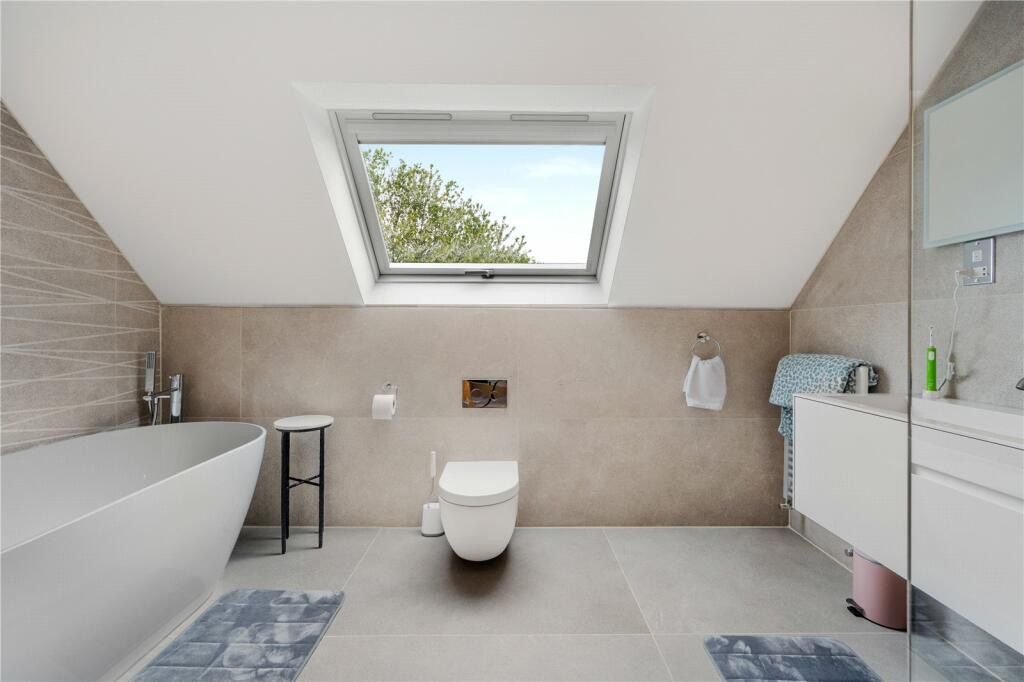 Property photo 3 of 3