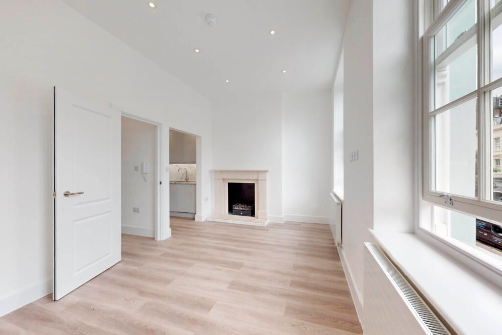 Property photo 1 of 26 54583_Livh_018537_Img_01_0000