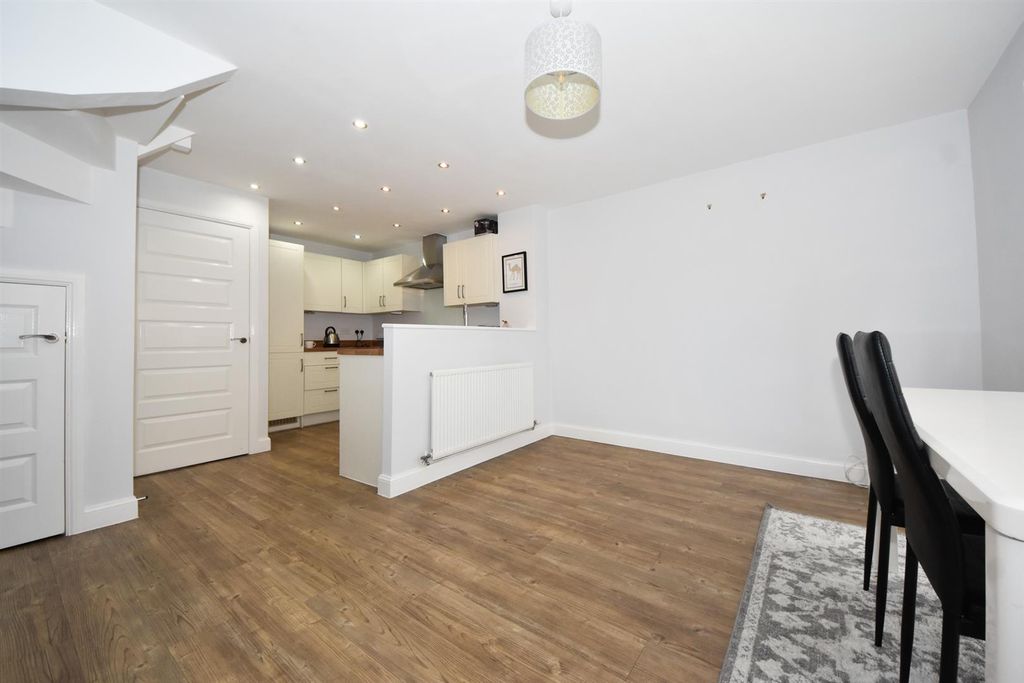 Property photo 3 of 12 Dsc_0033.Jpg