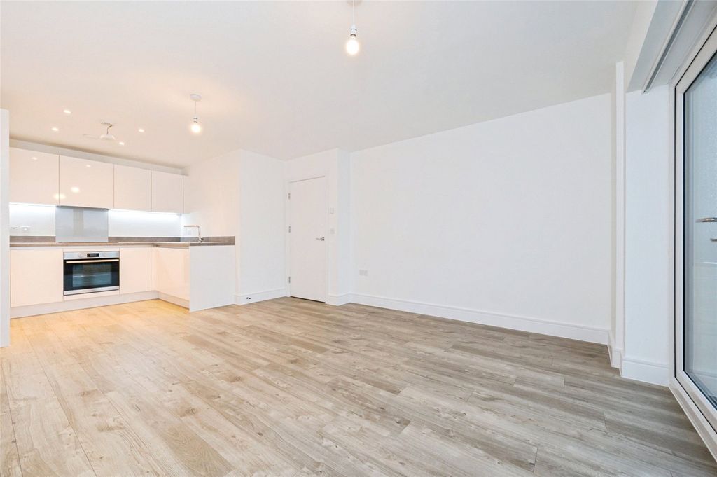 Property photo 3 of 15 Picture No. 06