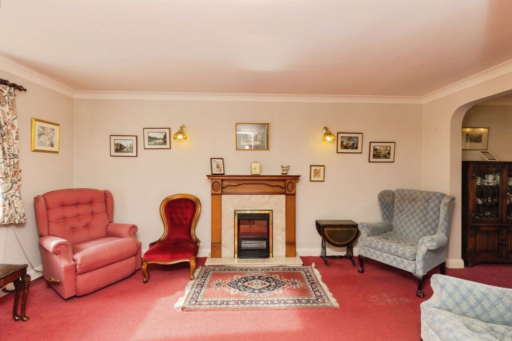 Property photo 3 of 20