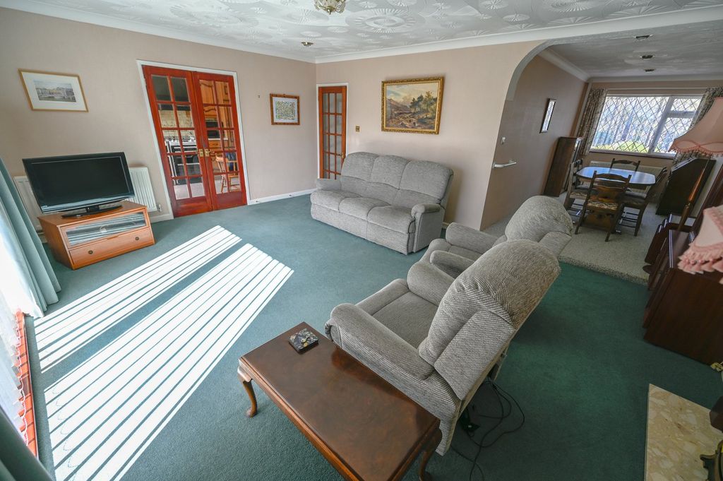 Property photo 3 of 22